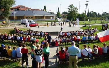 Na urodzinach u J&oacute;zefa Rufina Wybickiego Dom Kultury Subkowy 7